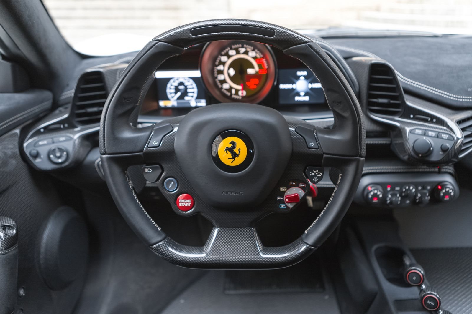 FERRARI F458 SPECIALE BIANCO AVUS, foto 15