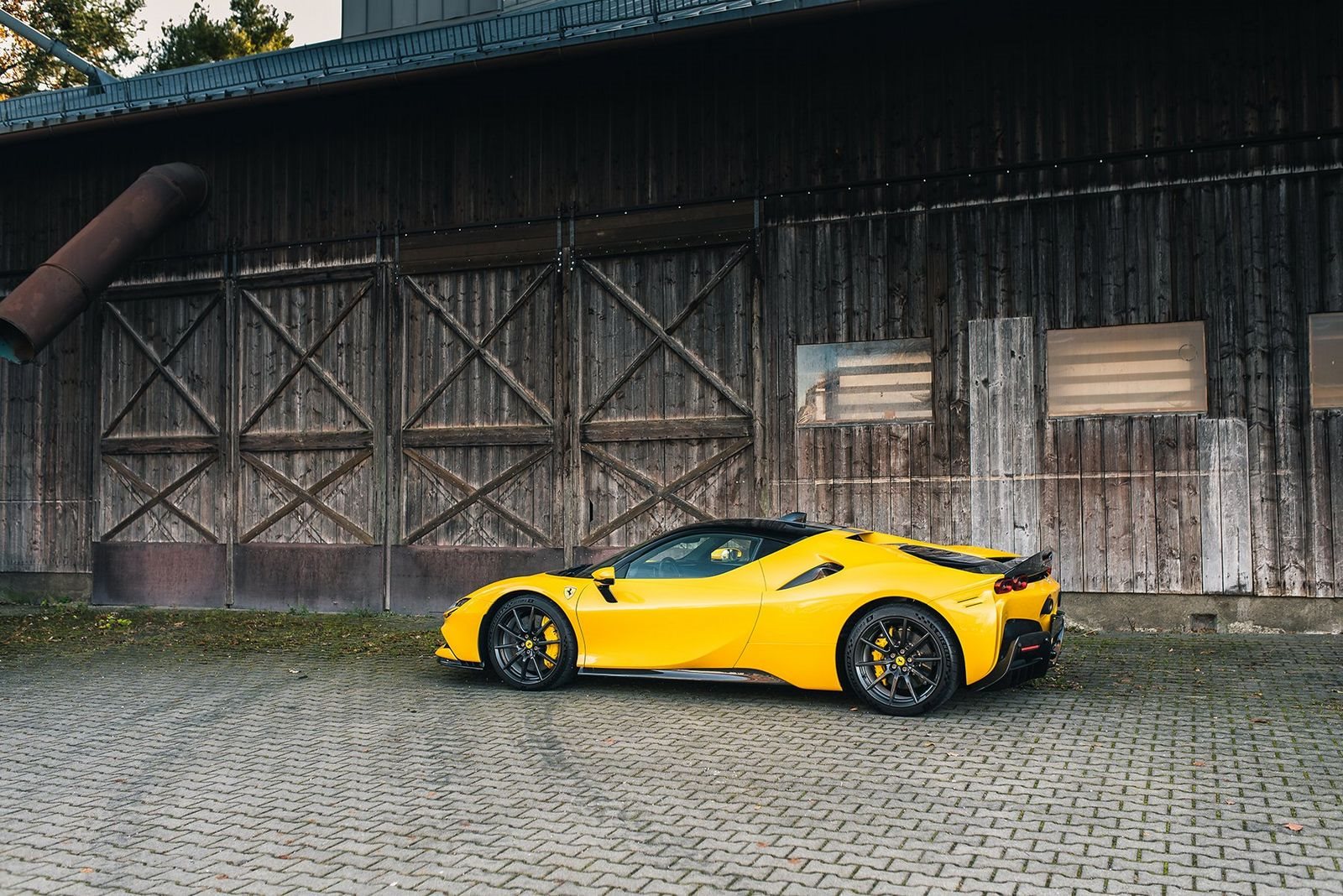FERRARI SF90 STRADALE ASSETTO FIORANO, foto 3
