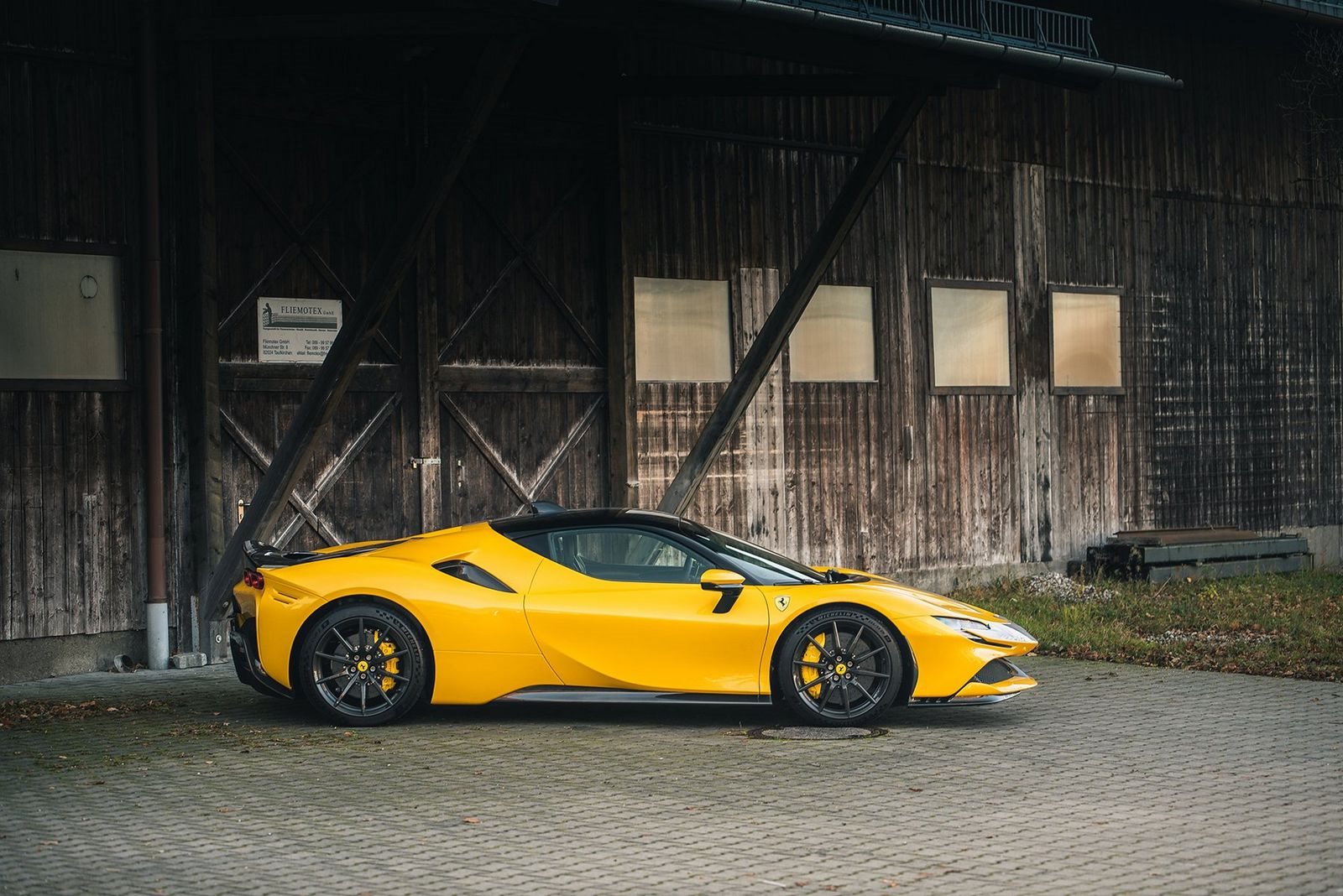 FERRARI SF90 STRADALE ASSETTO FIORANO, foto 21