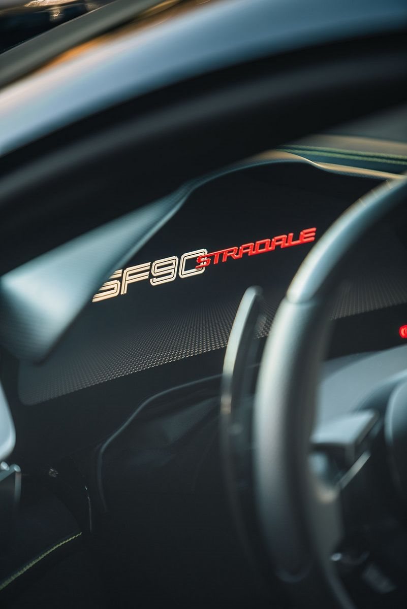 FERRARI SF90 STRADALE ASSETTO FIORANO, foto 45