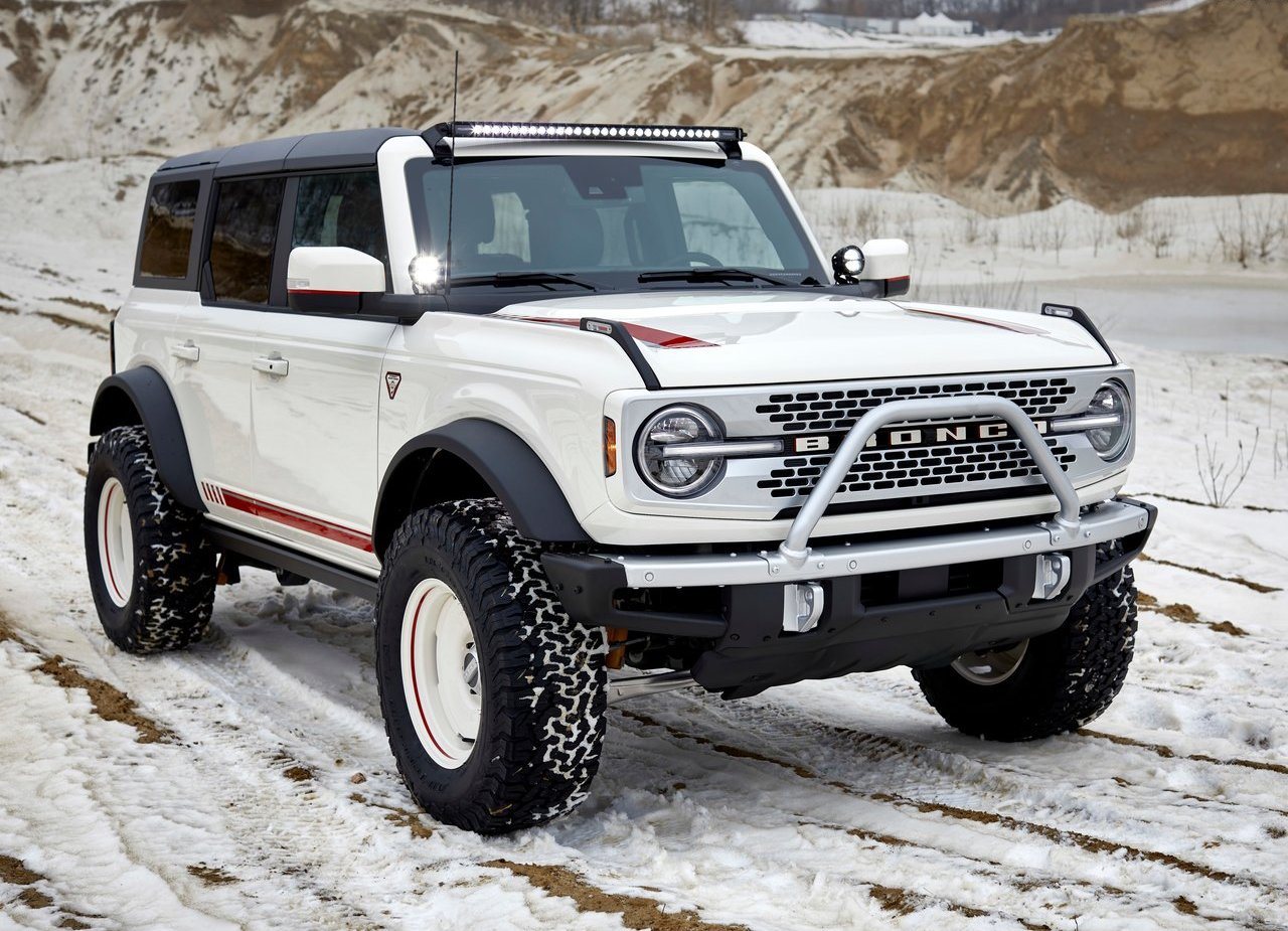 FORD BRONCO POPE FRANCIS CENTER FIRST EDITION, foto 1