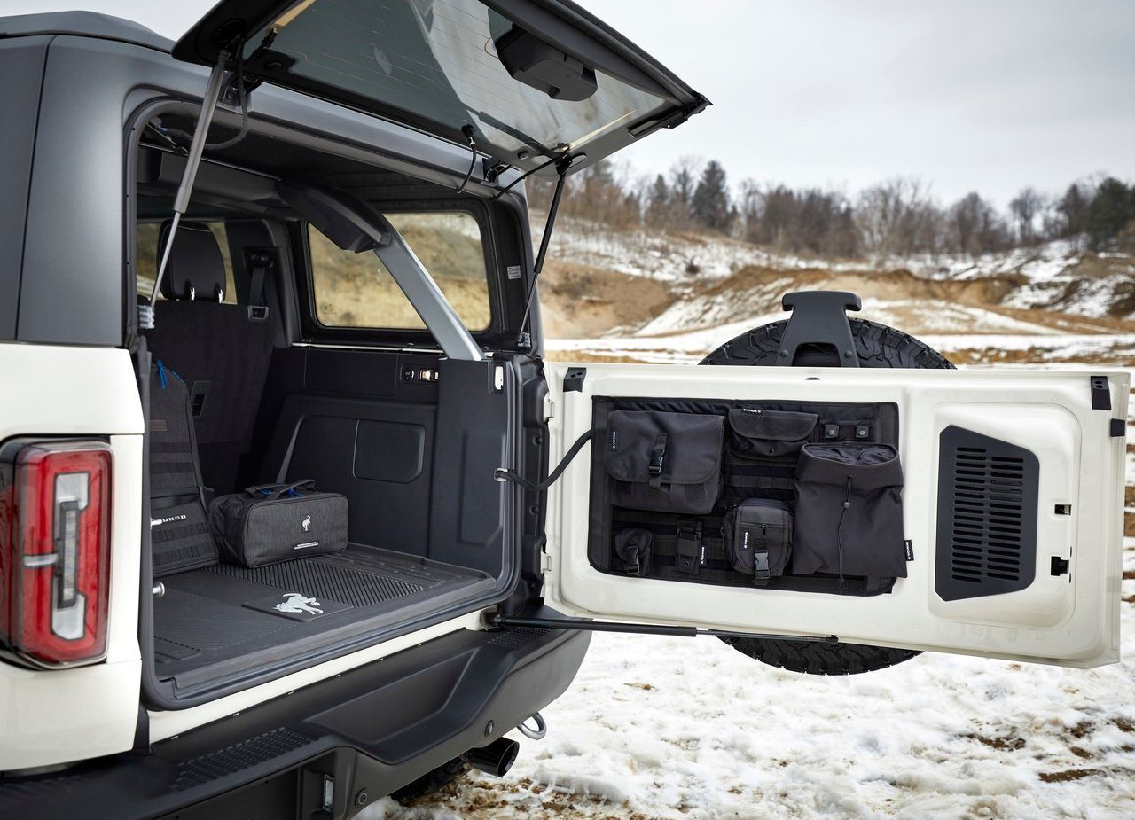FORD BRONCO POPE FRANCIS CENTER FIRST EDITION, foto 9