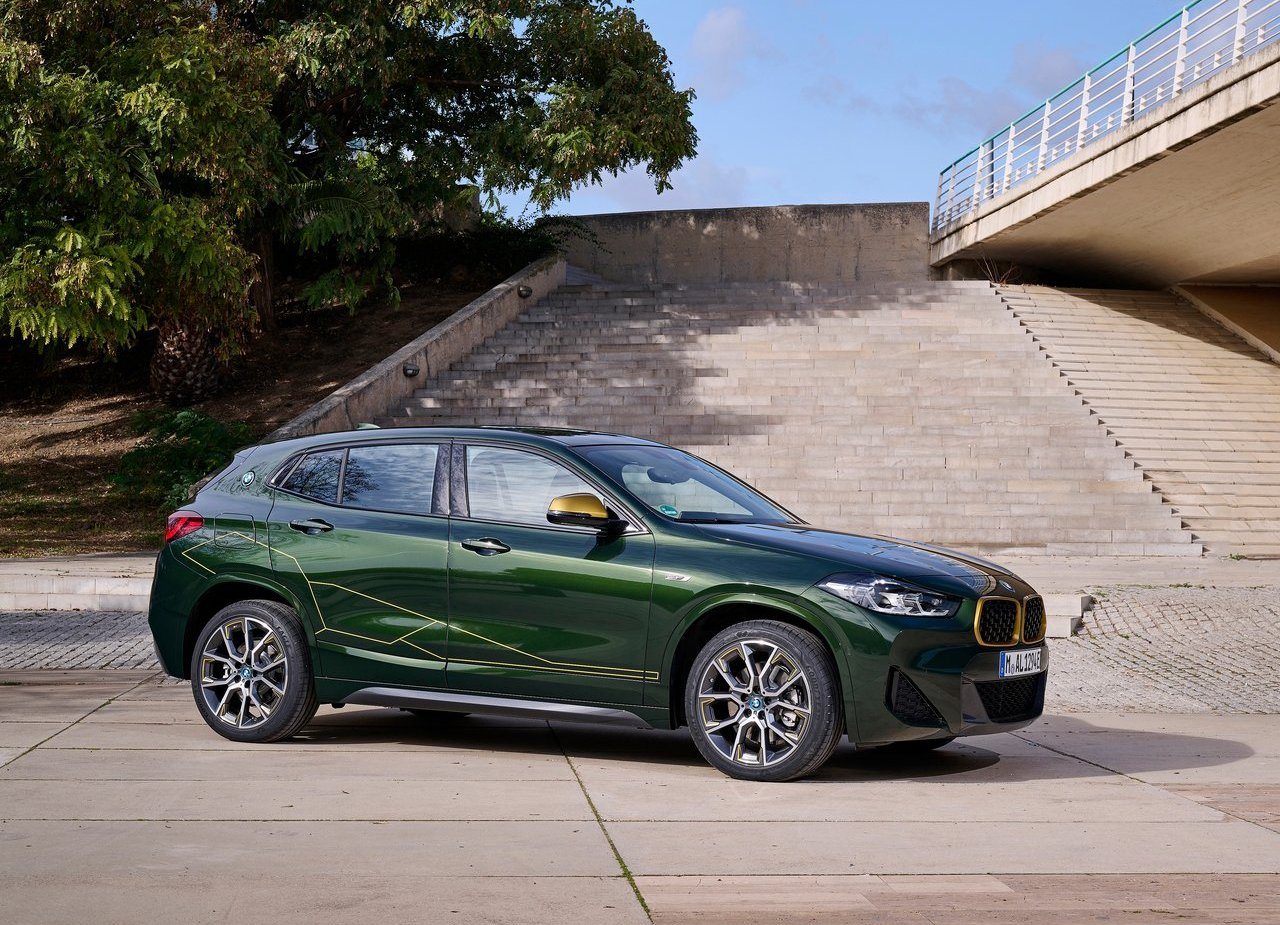 2022 - BMW X2 EDITION GOLDPLAY, foto 2