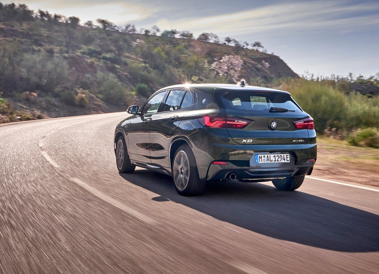 2022 - BMW X2 EDITION GOLDPLAY, foto 16