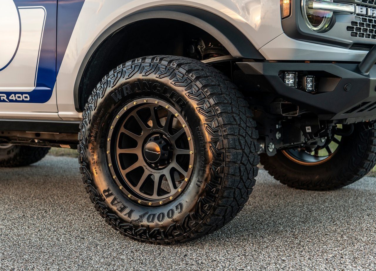 2022 - FORD BRONCO VELOCIRAPTOR 400 BY HENNESSEY, foto 18