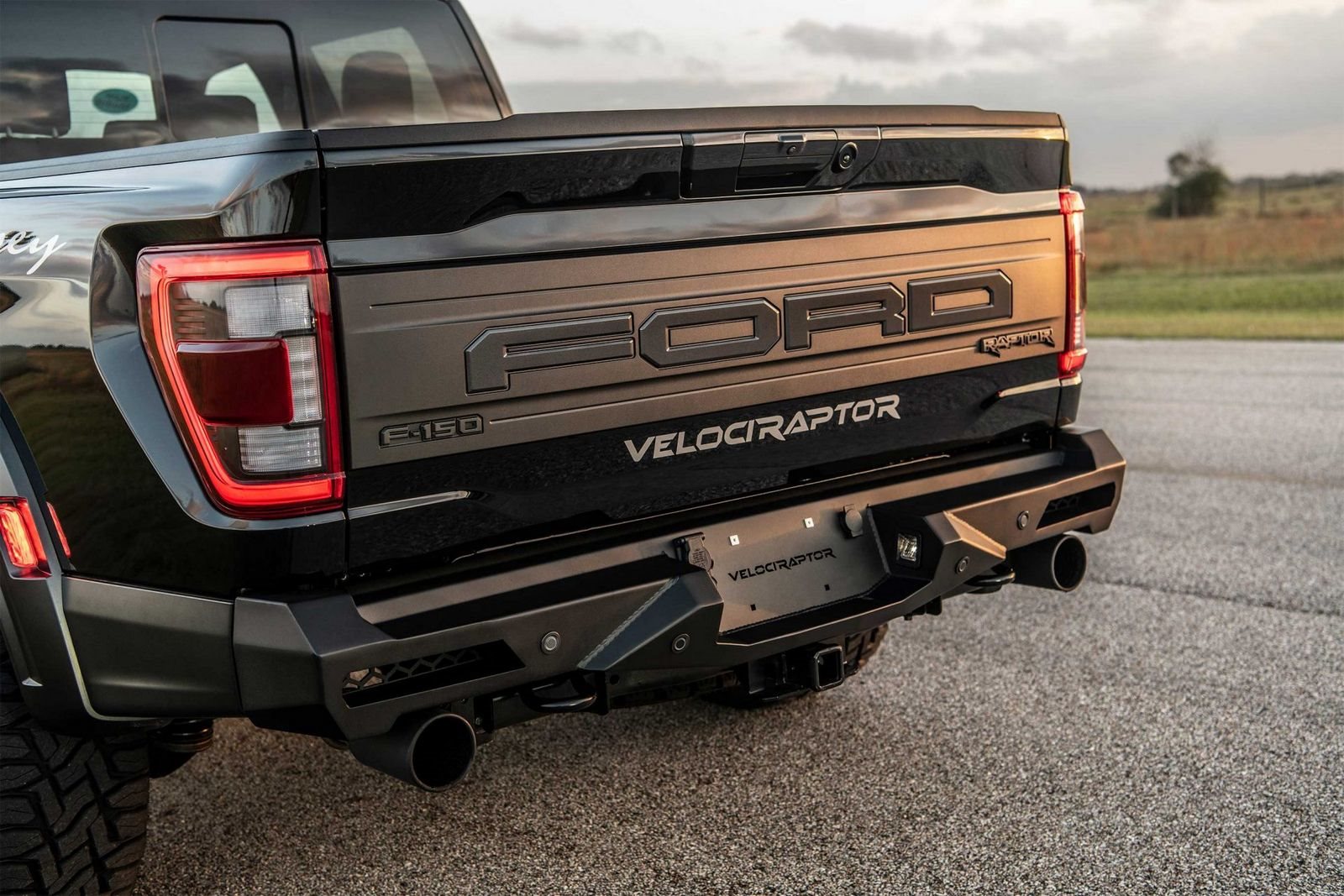 2022 - FORD F-150 VELOCIRAPTOR 600 BY HENNESSEY BLACK, foto 9