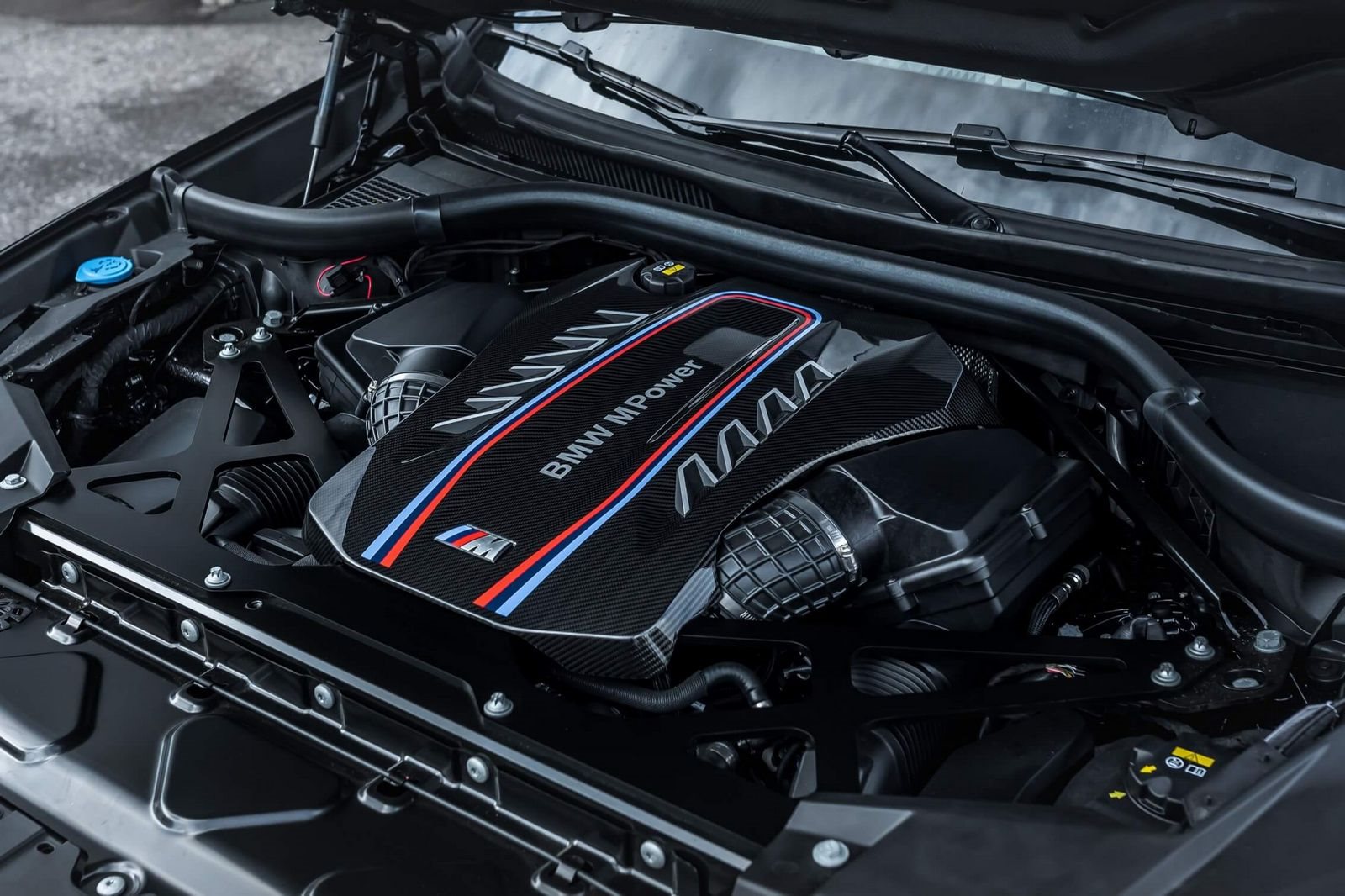 2022 - BMW X5 M COMPETITION MHX5 700 BY MANHART, foto 2