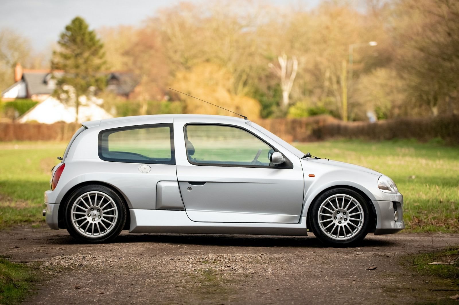 RENAULT CLIO V6 PHASE 1, foto 11