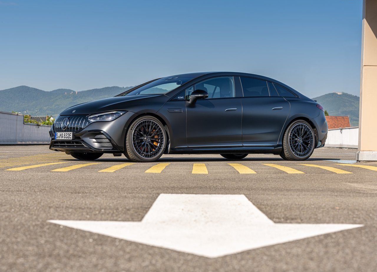 2023 - MERCEDES-AMG EQE 53, foto 2