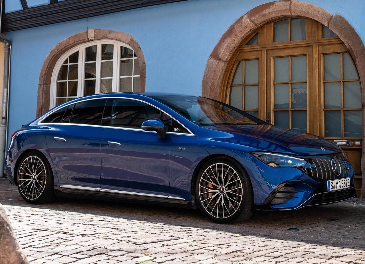 2023 - MERCEDES-AMG EQE 53, foto 17