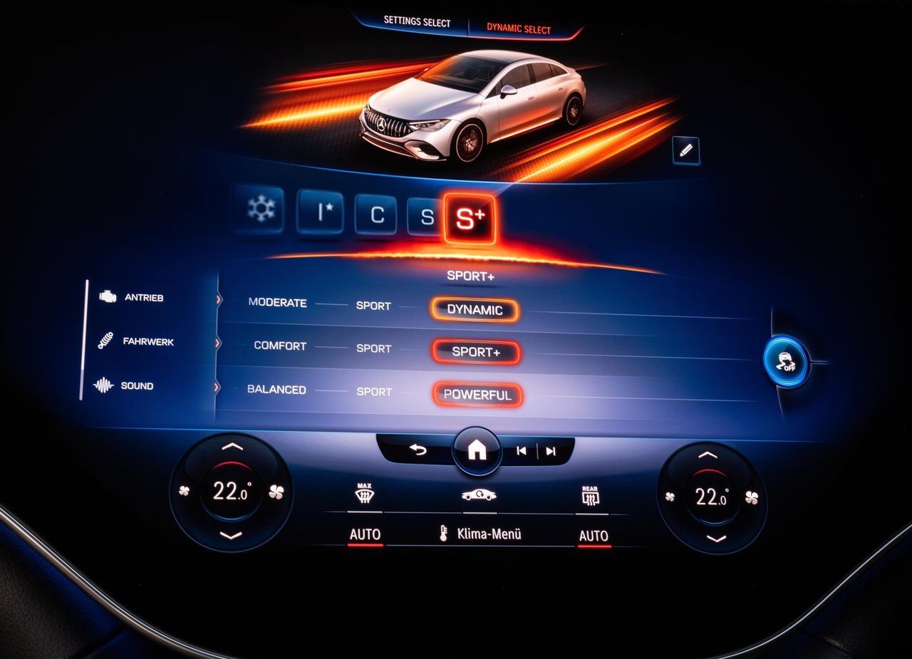 2023 - MERCEDES-AMG EQE 53, foto 119