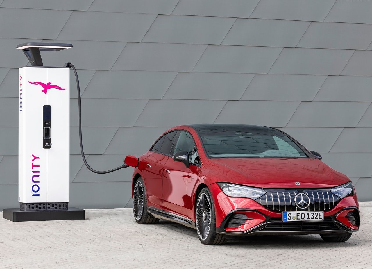 2023 - MERCEDES-AMG EQE 43, foto 3