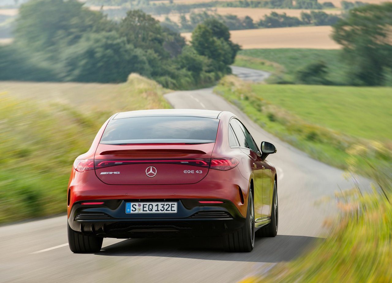 2023 - MERCEDES-AMG EQE 43, foto 18
