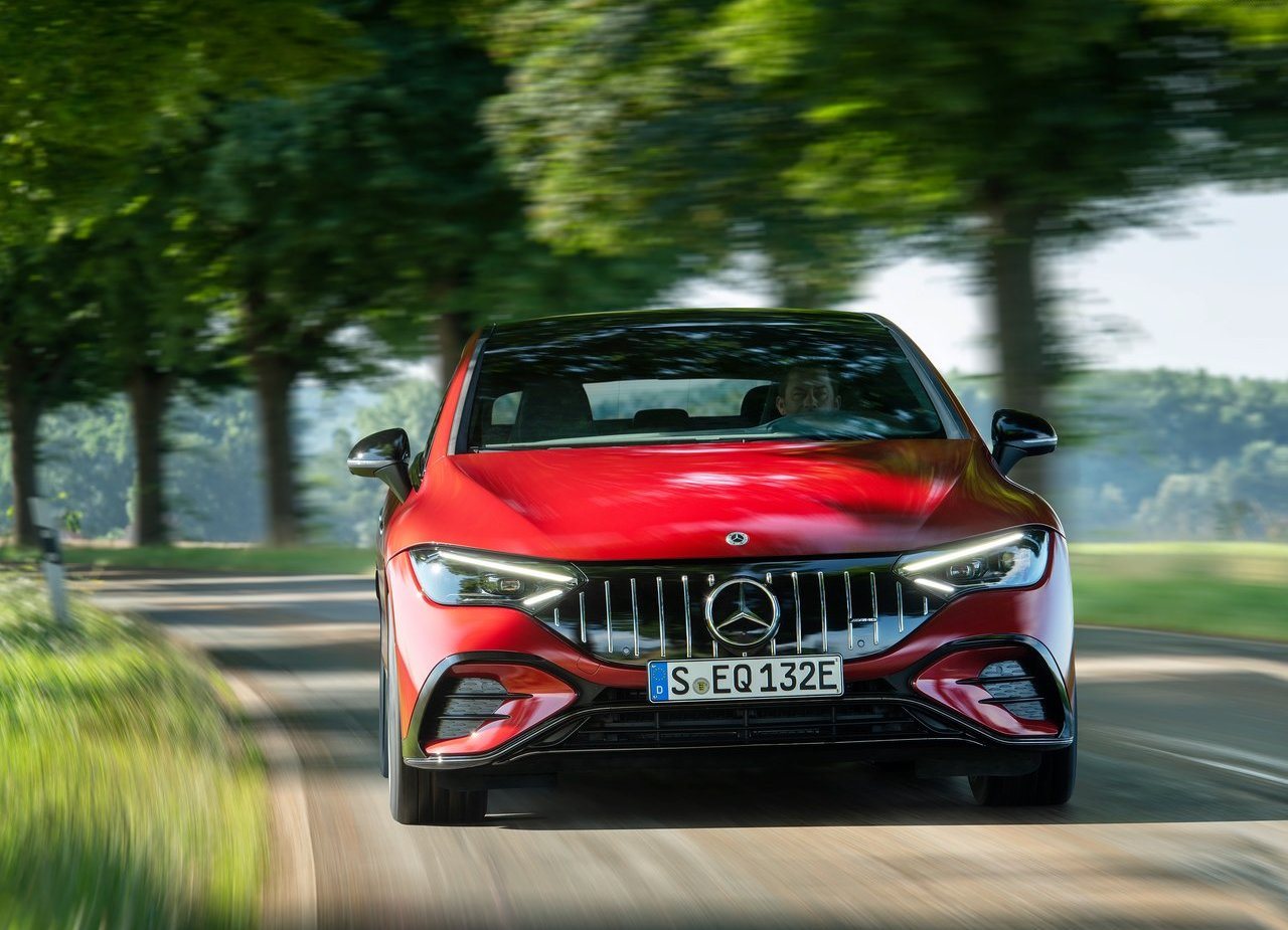 2023 - MERCEDES-AMG EQE 43, foto 24