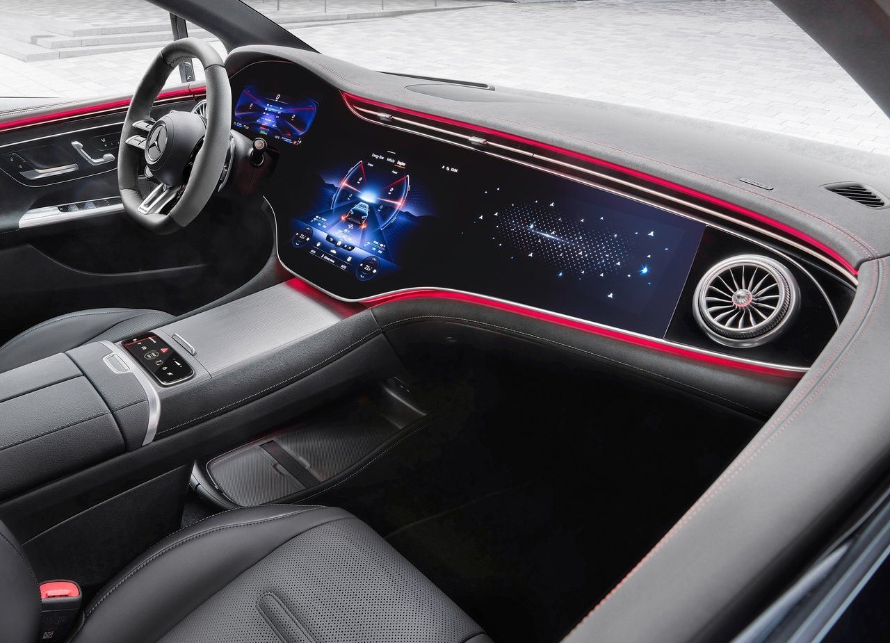 2023 - MERCEDES-AMG EQE 43, foto 28