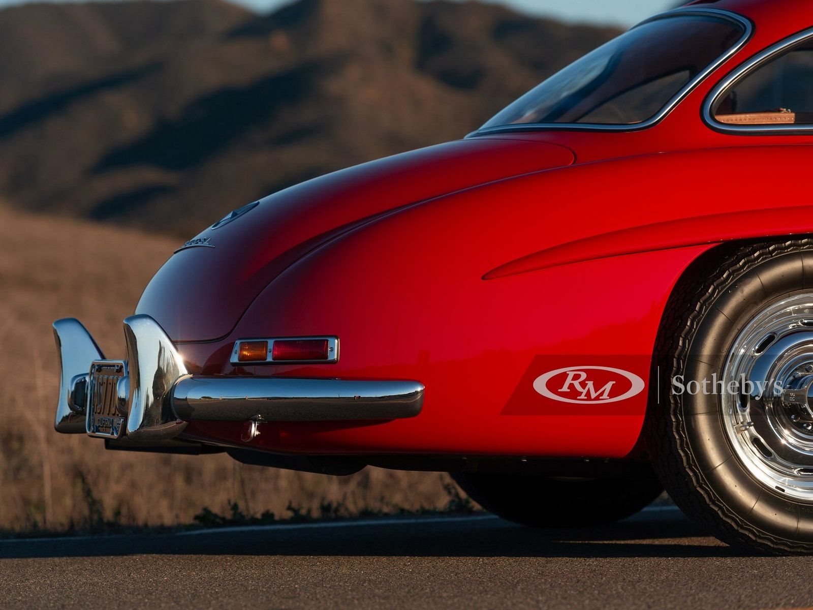 1955 - MERCEDES-BENZ 300 SL GULLWING FIRE ENGINE RED, foto 28