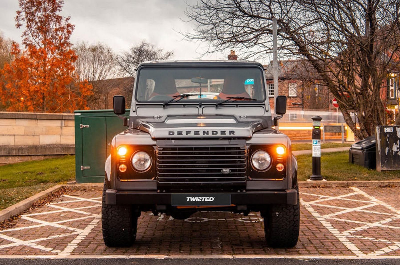 2022 - LAND ROVER DEFENDER EV BY TWISTED, foto 2