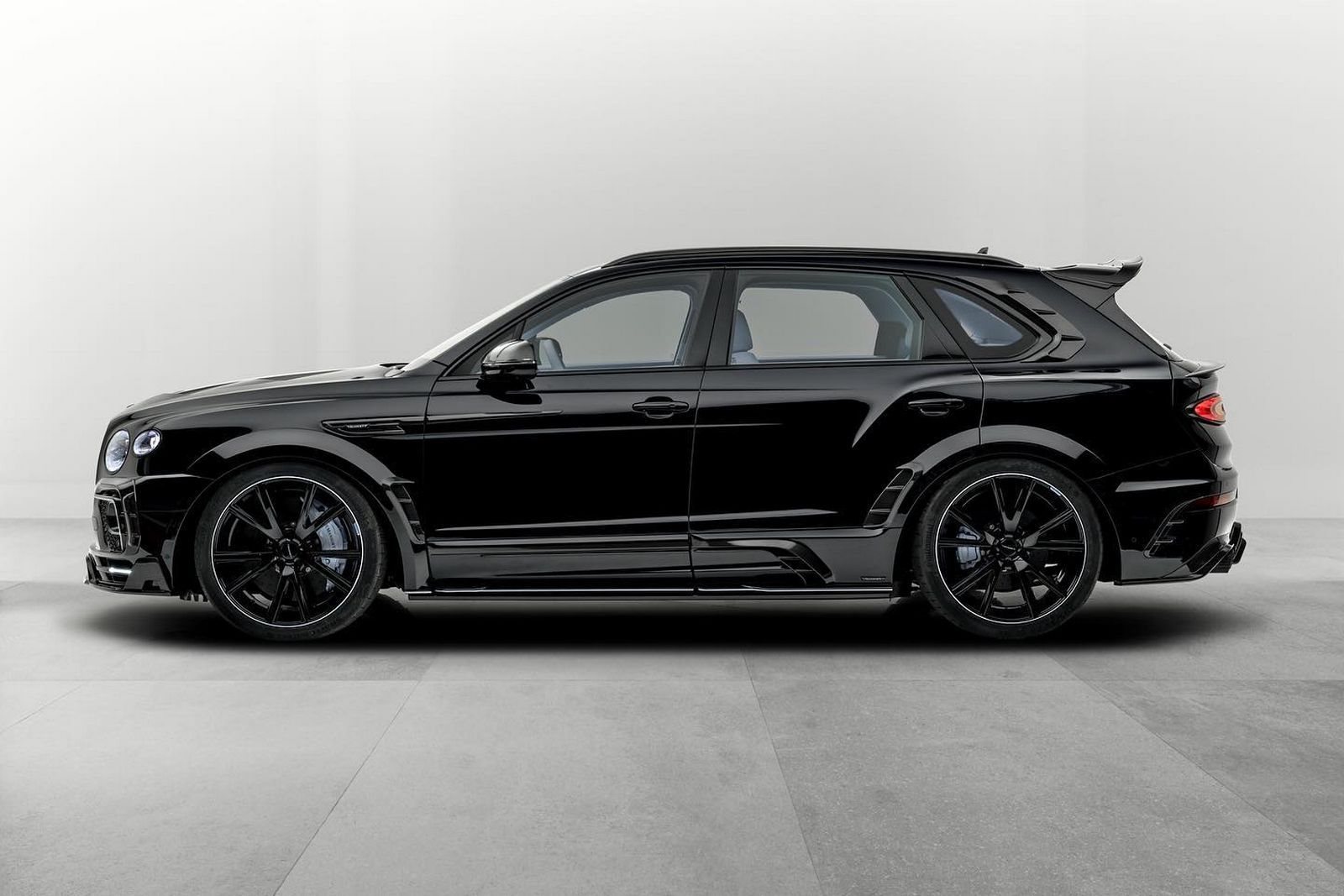 2022 - BENTLEY BENTAYGA SPEED W12 BY MANSORY, foto 2