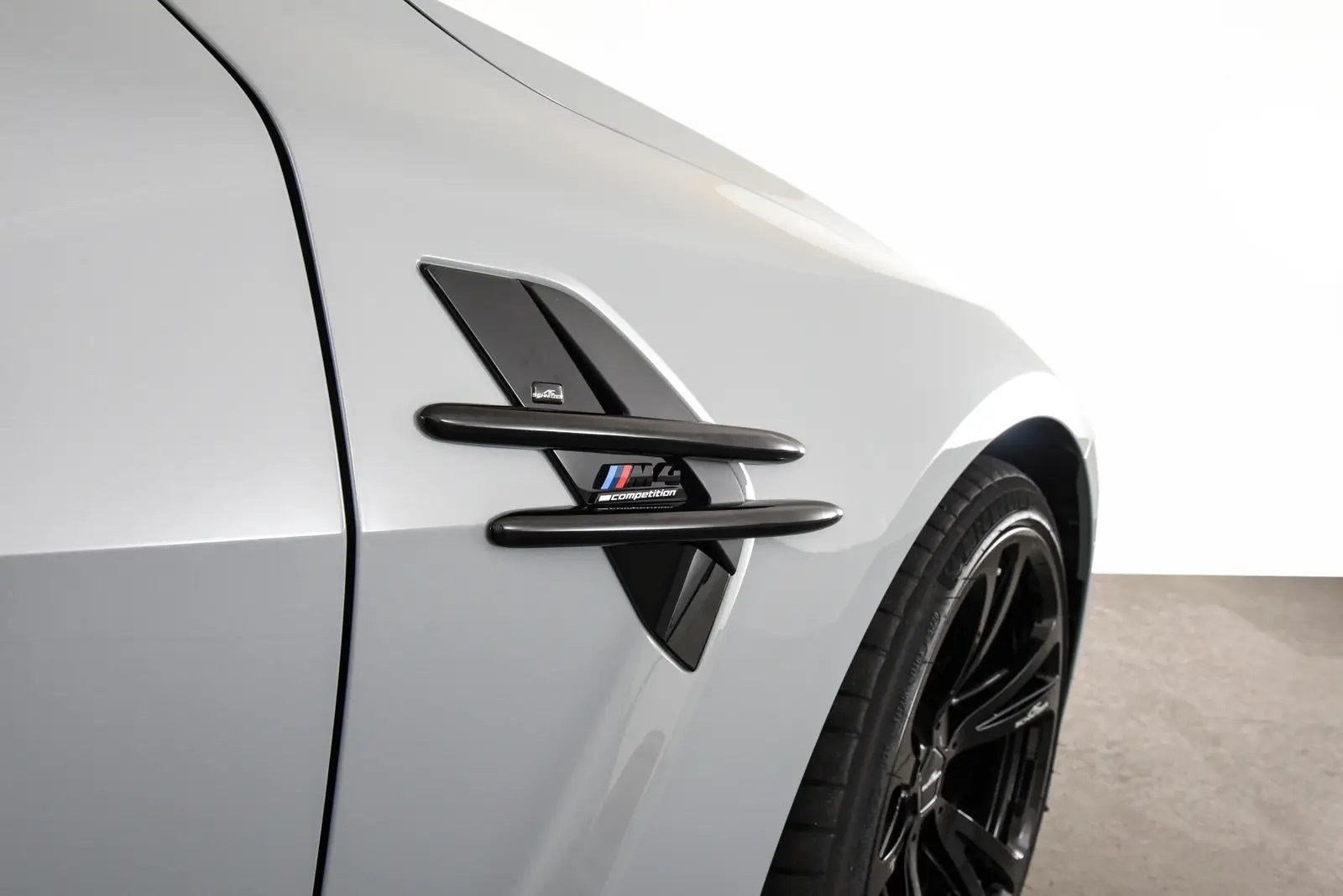 2022 - BMW M4 COUPE & M4 CABRIO BY AC SCHNITZER, foto 19