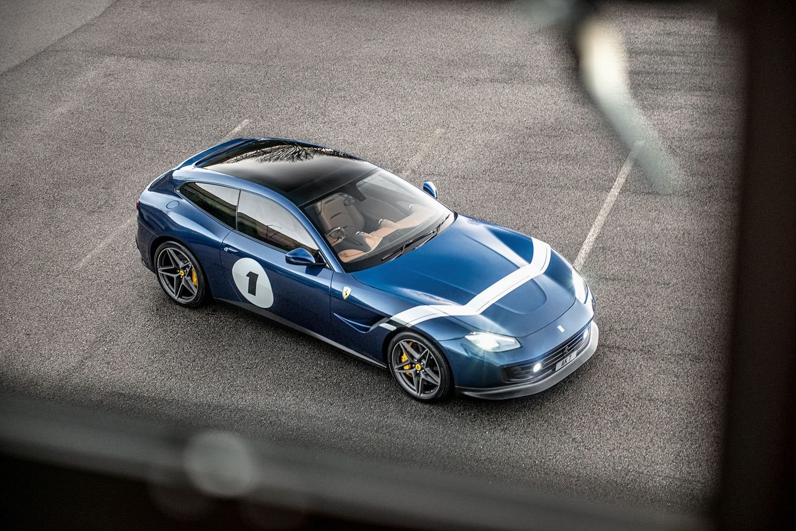 FERRARI GTC4 GRAND EDITION BY KAHN DESIGN, foto 1