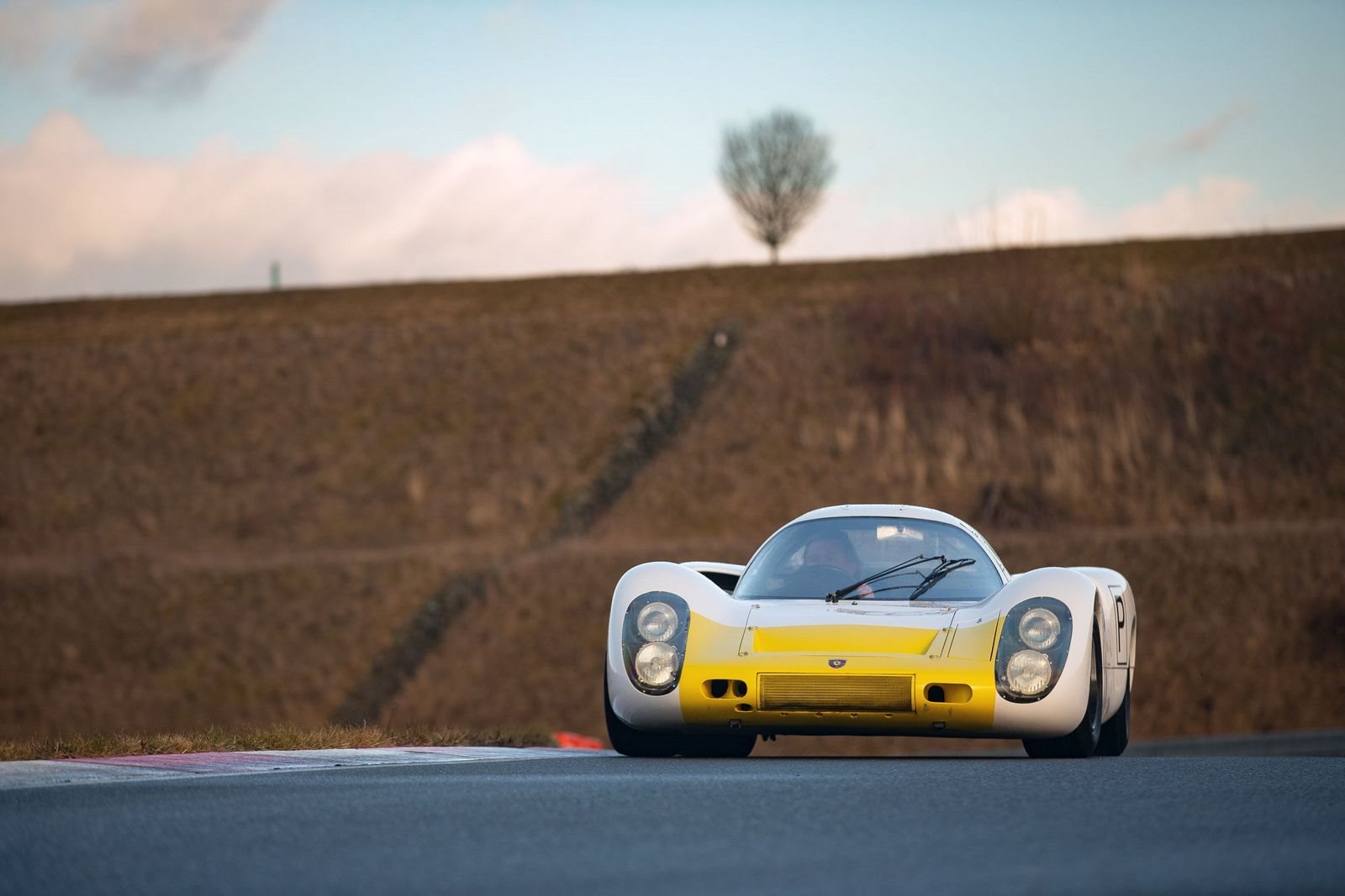1968 - PORSCHE 907, foto 12