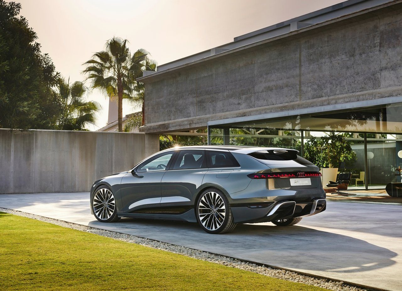 2022 - AUDI A6 AVANT E-TRON CONCEPT, foto 10