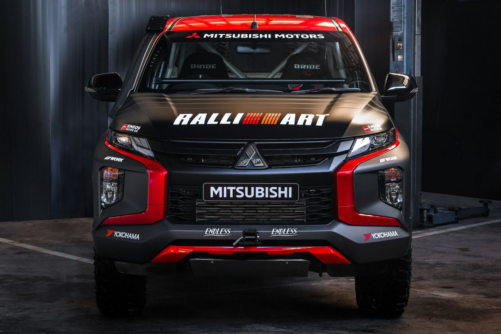 MITSUBISHI RALLIART TRITON L200 RALLY CAR, foto 3