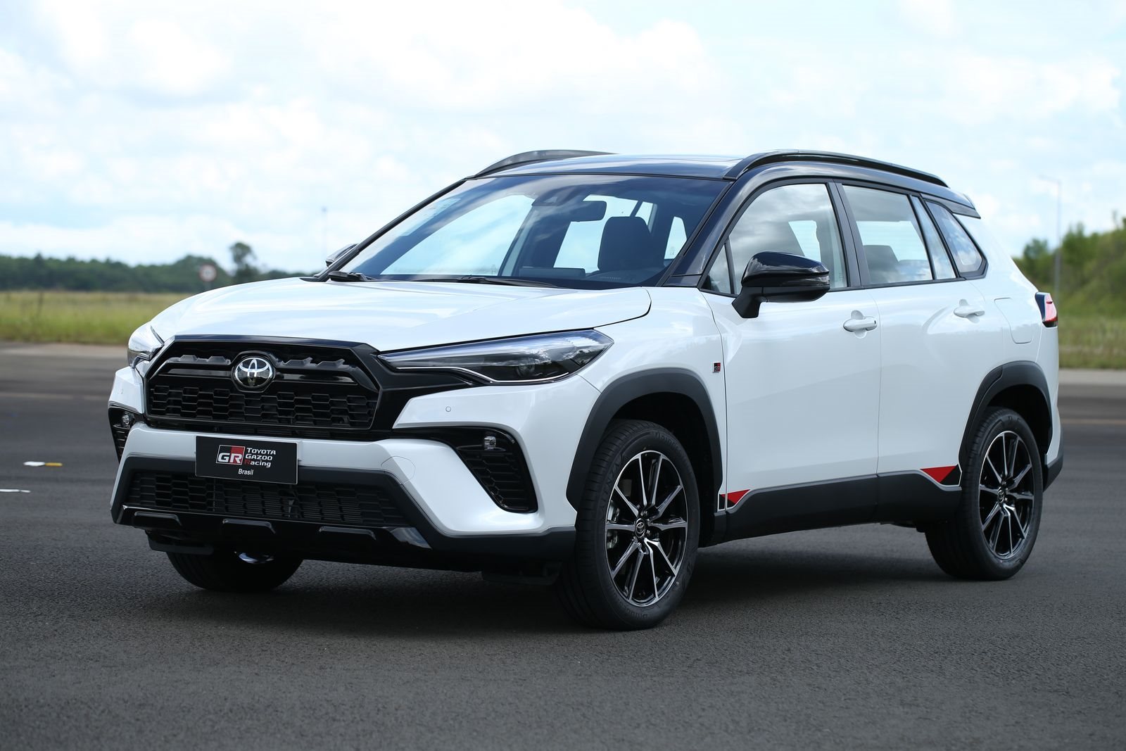 TOYOTA COROLLA CROSS GR-SPORT, foto 1