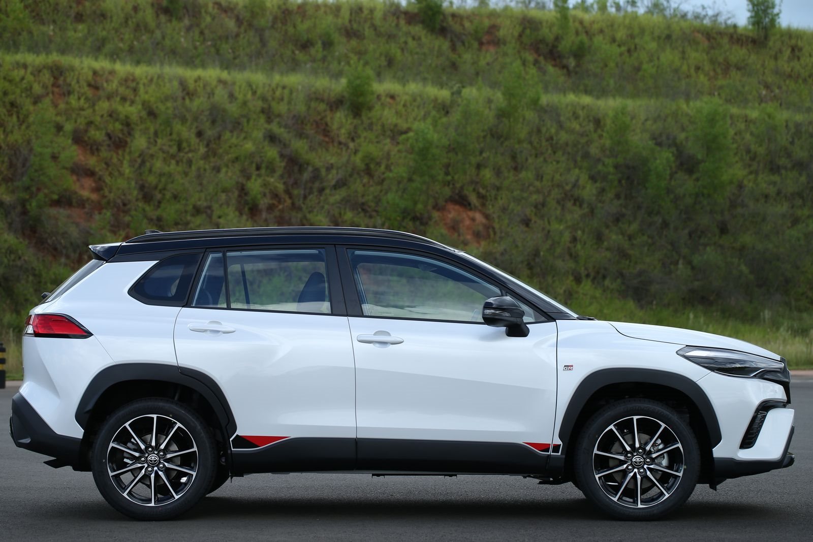 TOYOTA COROLLA CROSS GR-SPORT, foto 5