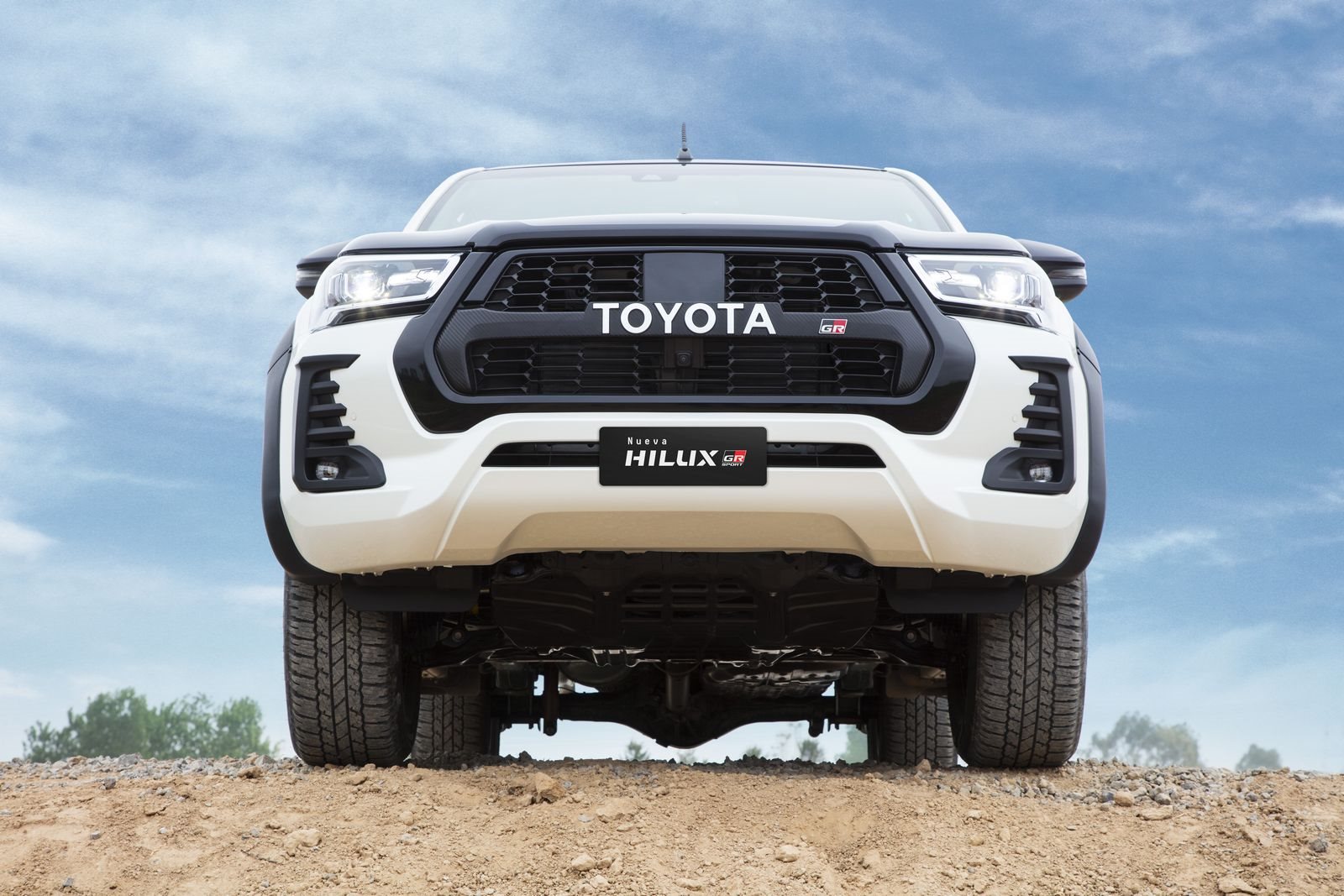 TOYOTA HILUX GR-S, foto 4