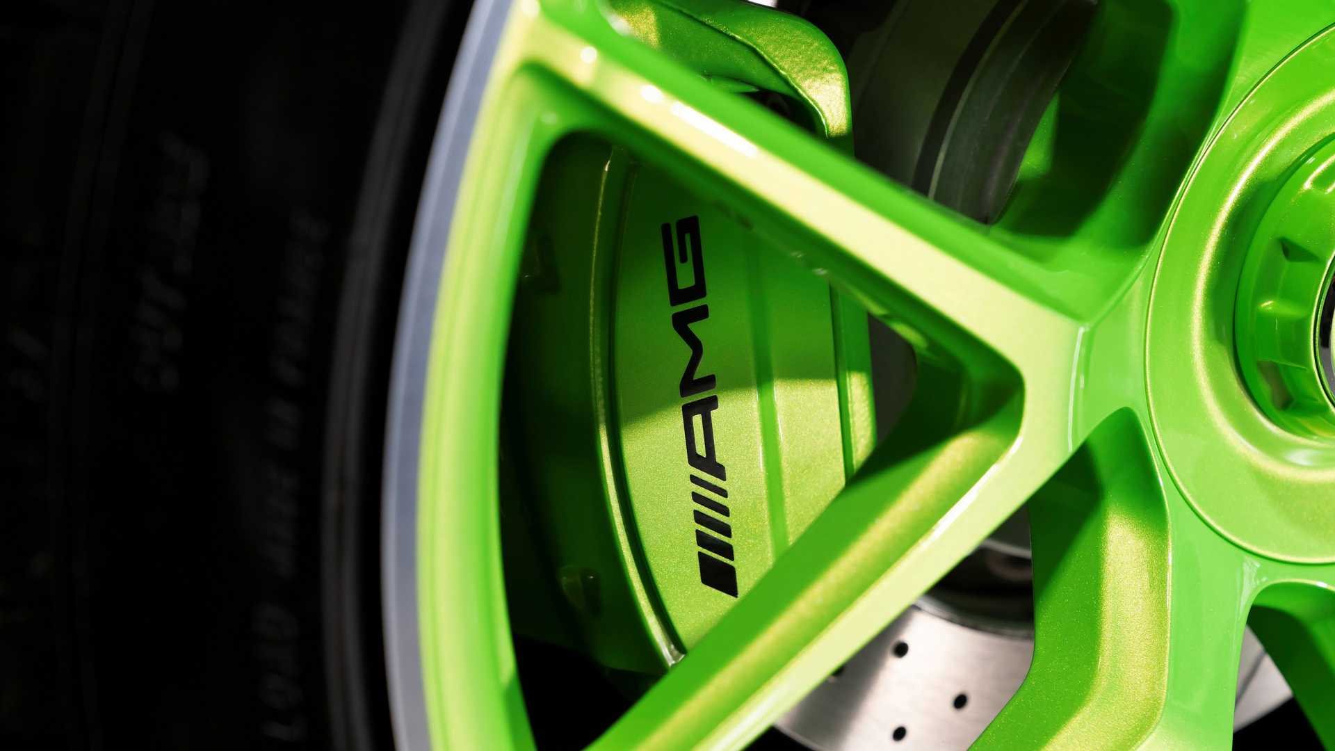 2022 - MERCEDES-AMG & PALACE SKATEBOARDS ART CARS, foto 14