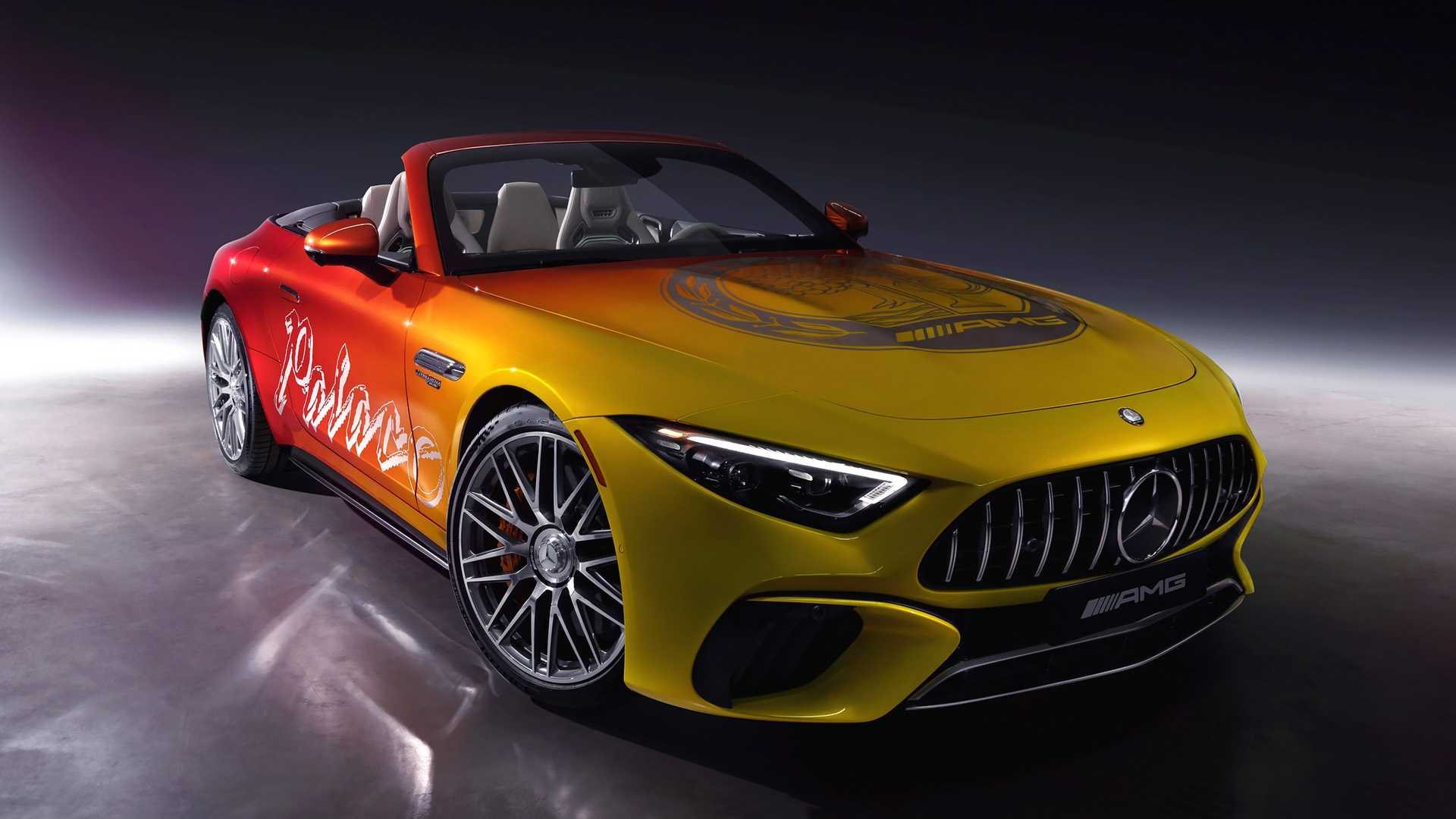 2022 - MERCEDES-AMG & PALACE SKATEBOARDS ART CARS, foto 16
