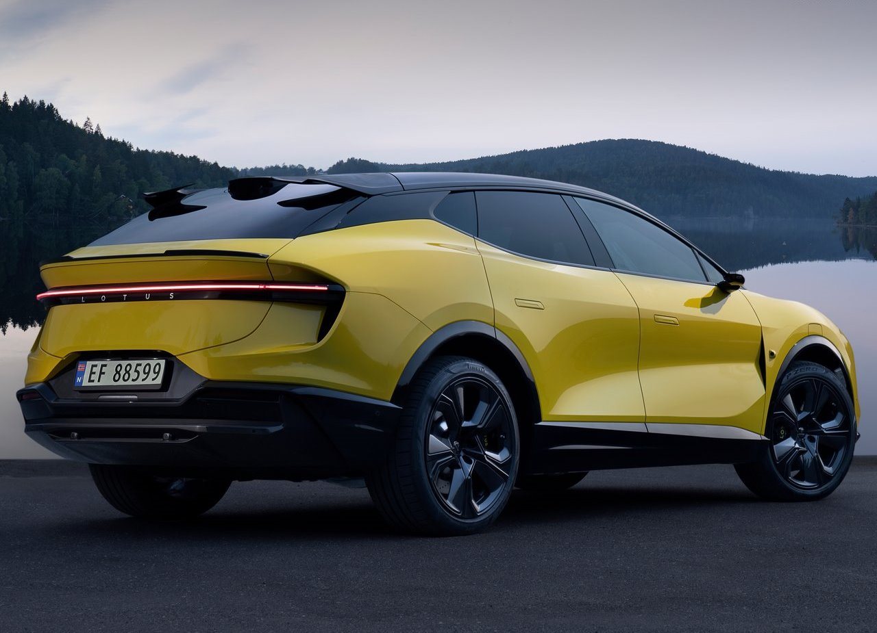 2023 - LOTUS ELETRE, foto 18