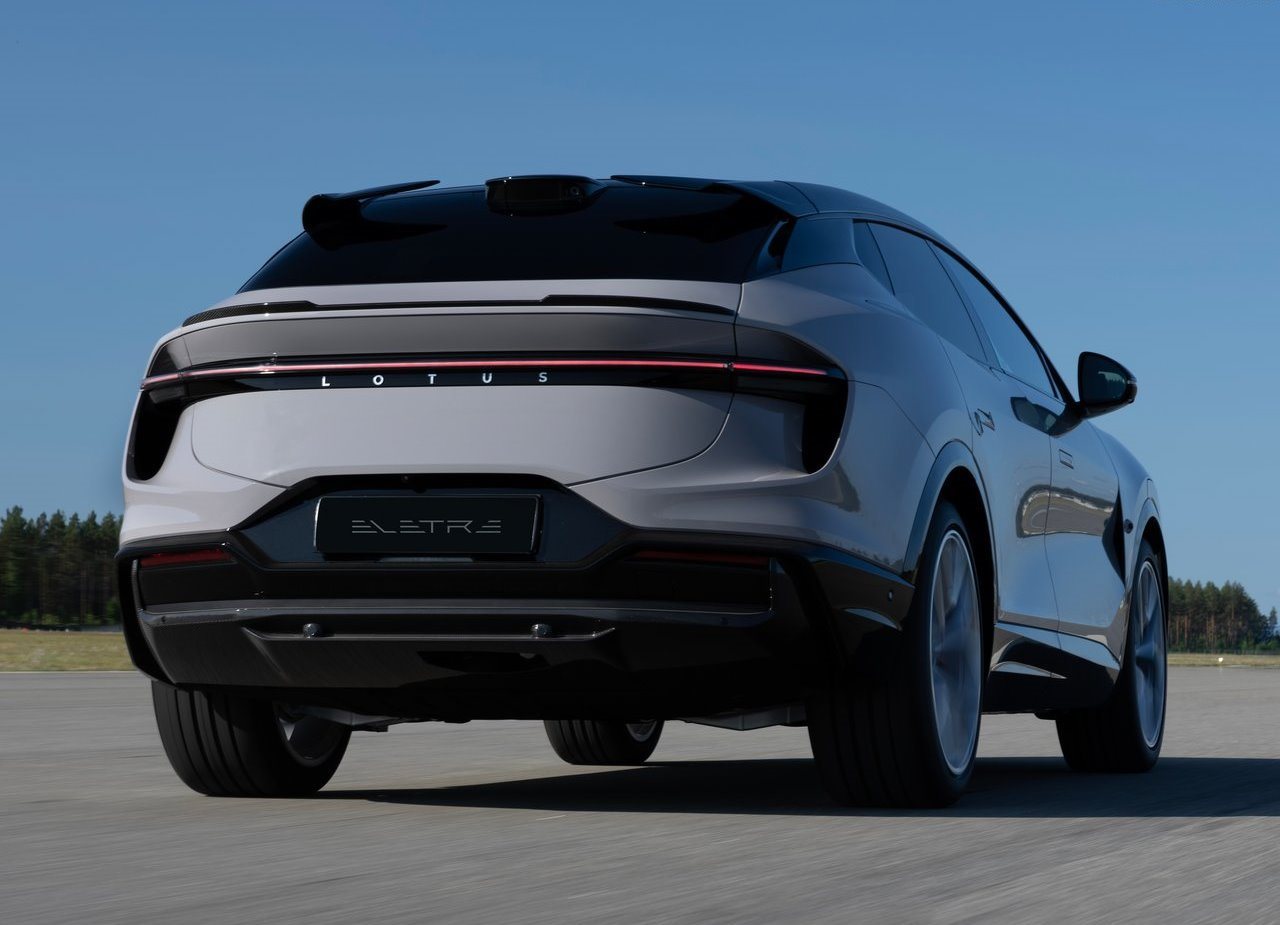 2023 - LOTUS ELETRE, foto 21