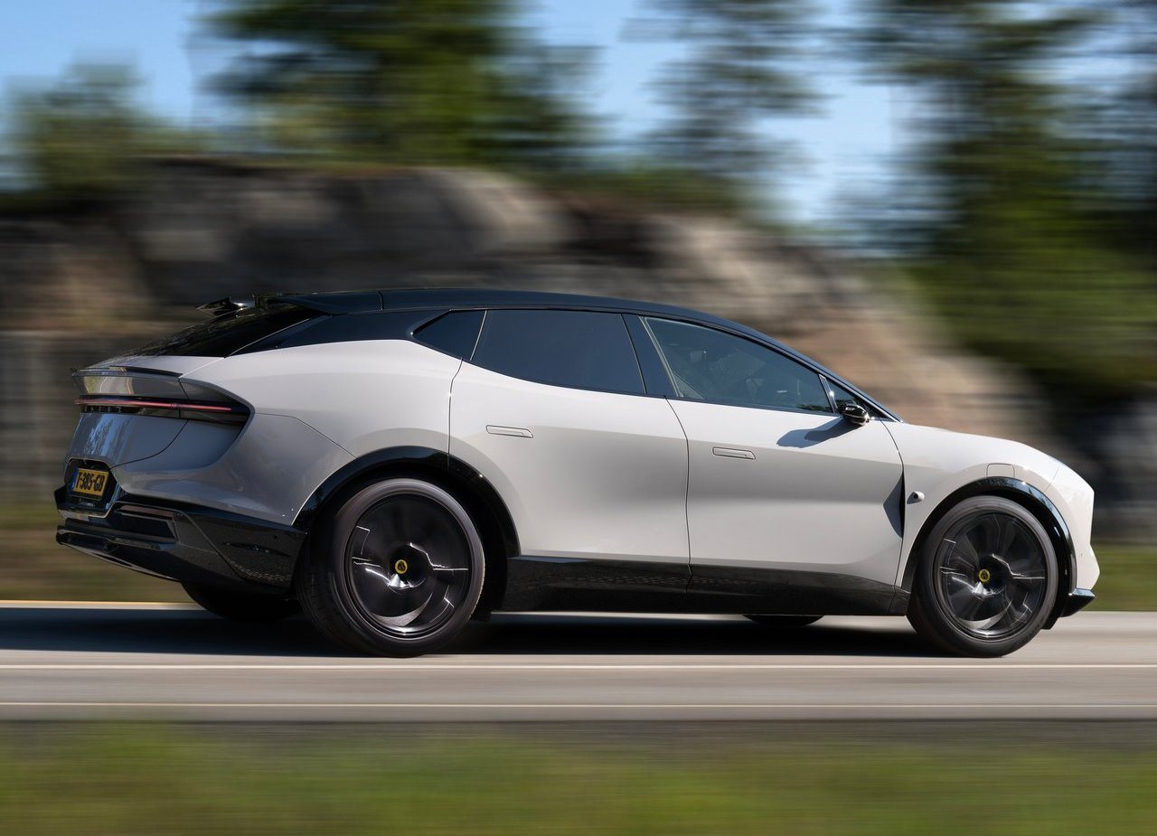 2023 - LOTUS ELETRE, foto 23