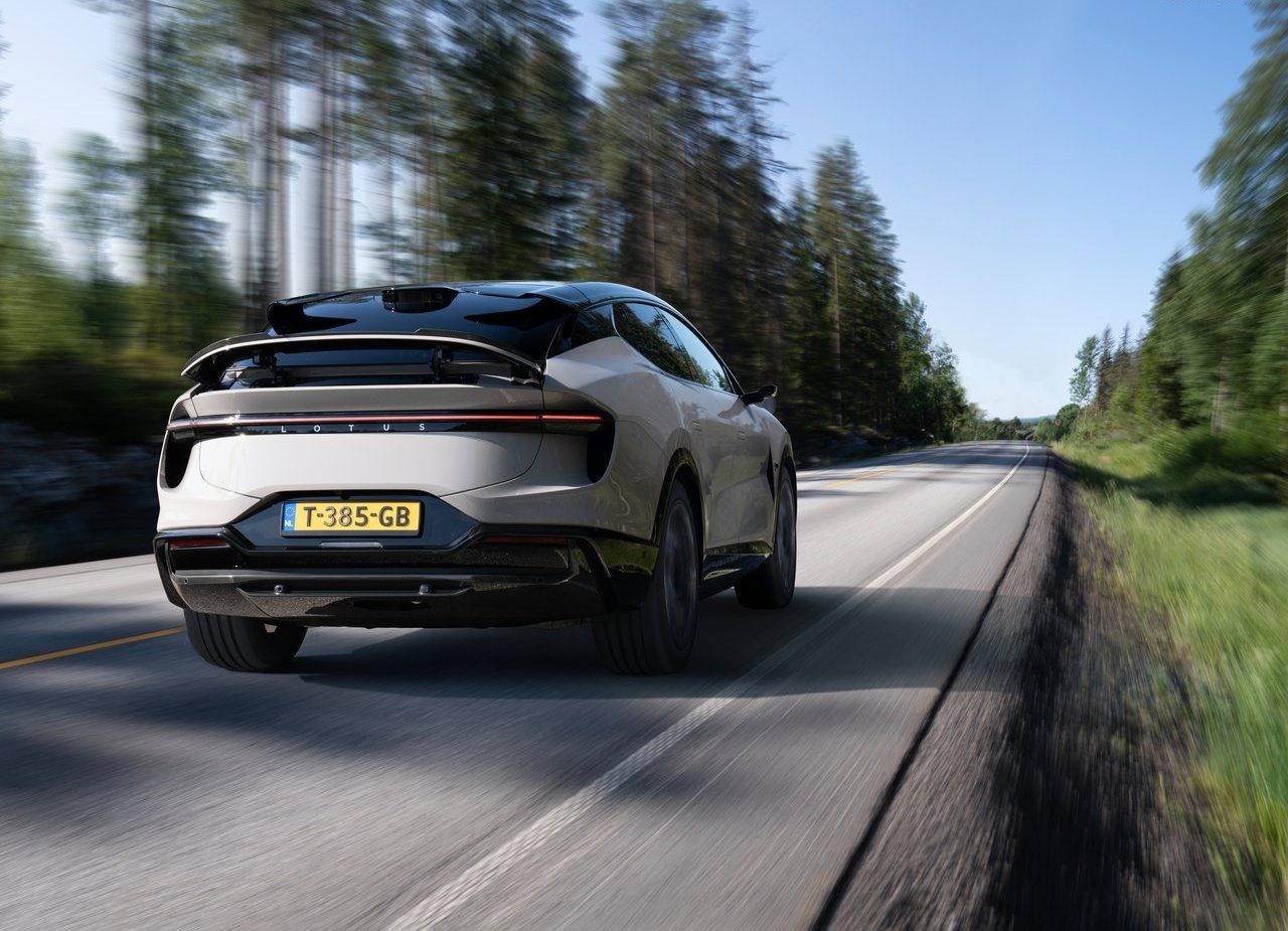 2023 - LOTUS ELETRE, foto 24