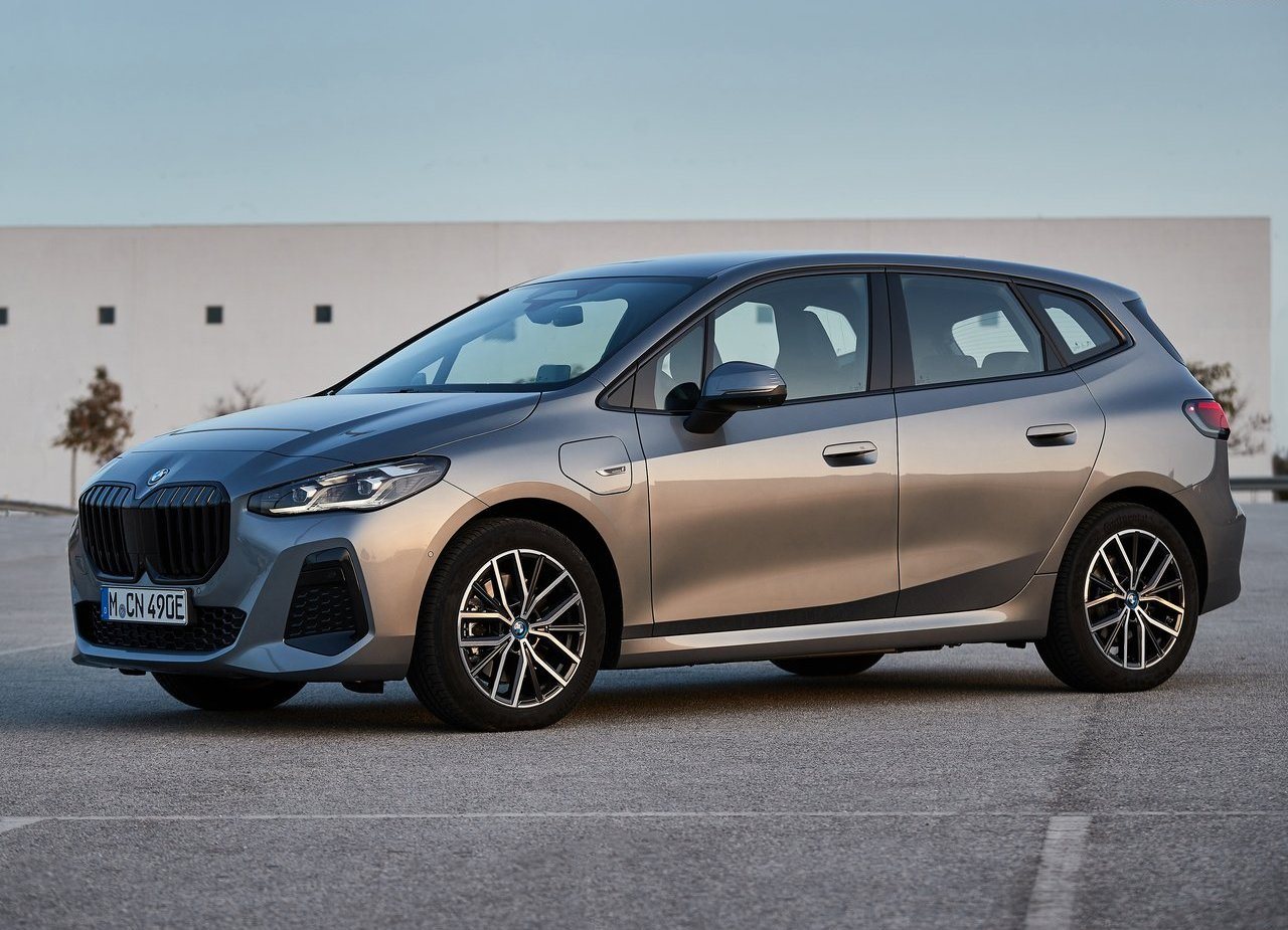 2022 - BMW 230e xDRIVE ACTIVE TOURER, foto 2