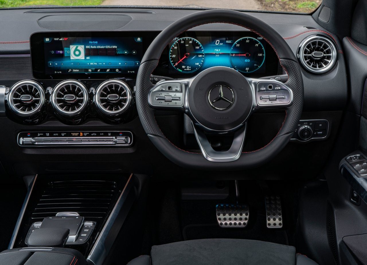2022 - MERCEDES-BENZ EQB UK VERSION, foto 37