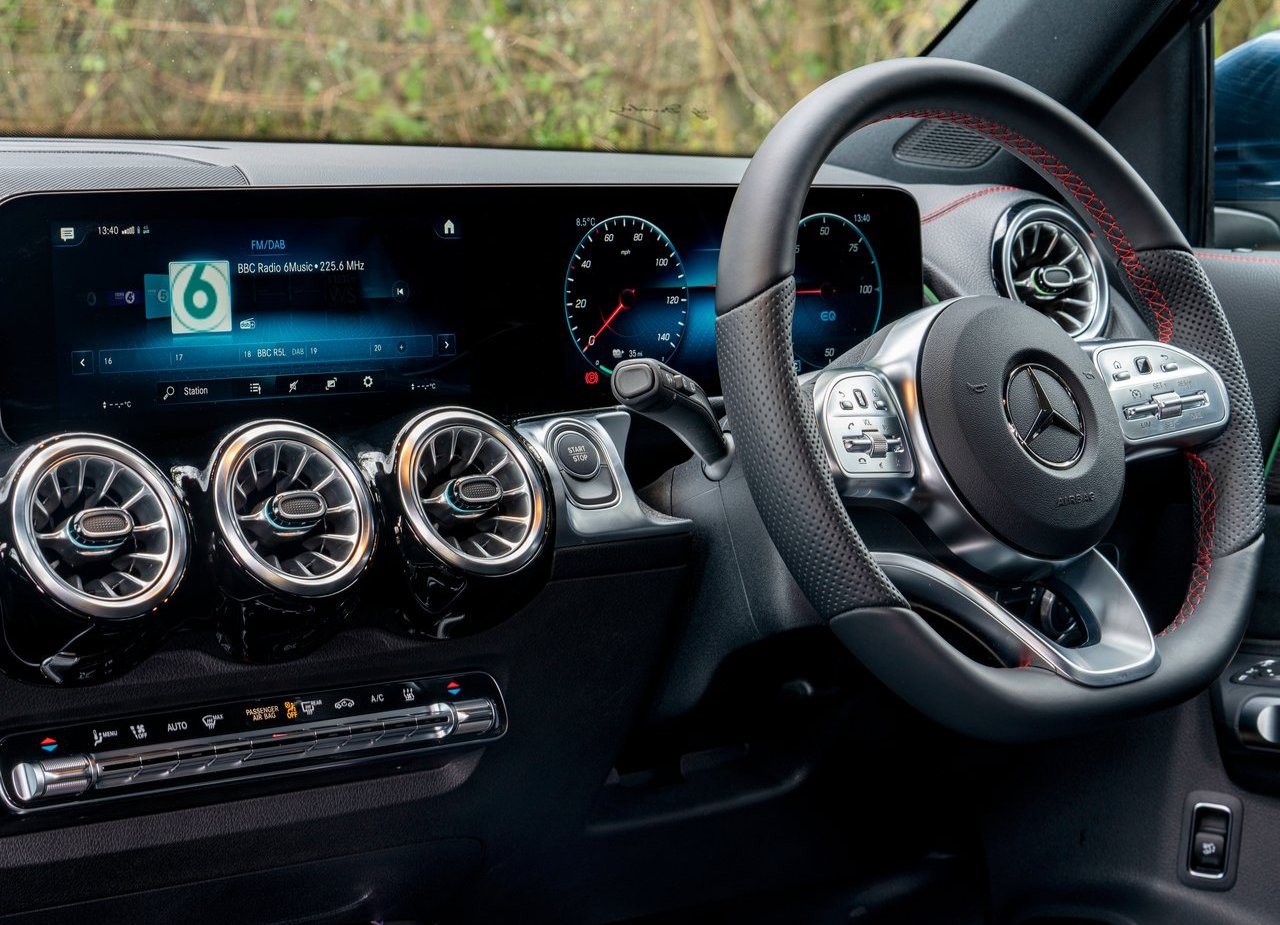 2022 - MERCEDES-BENZ EQB UK VERSION, foto 40