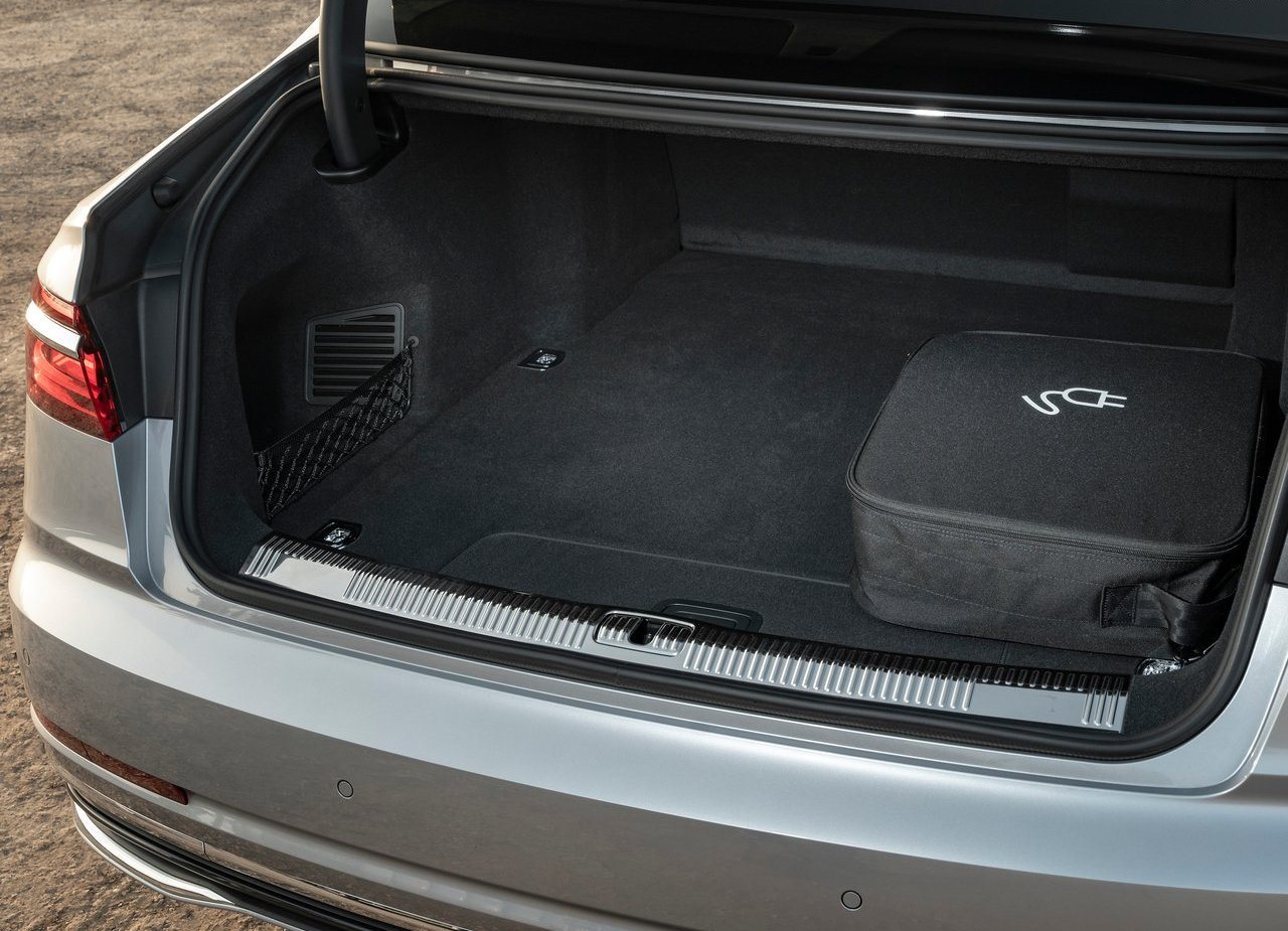 2022 - AUDI A8 L 60 TFSIe UK VERSION, foto 44