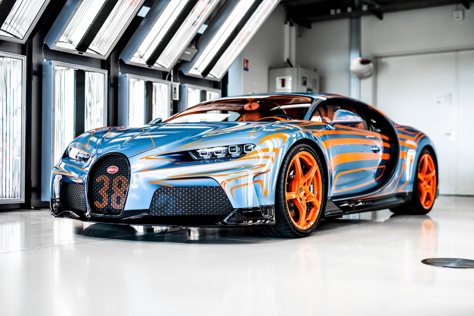 BUGATTI CHIRON SUPER SPORT ‘VAGUES DE LUMIÈRE’, foto 1
