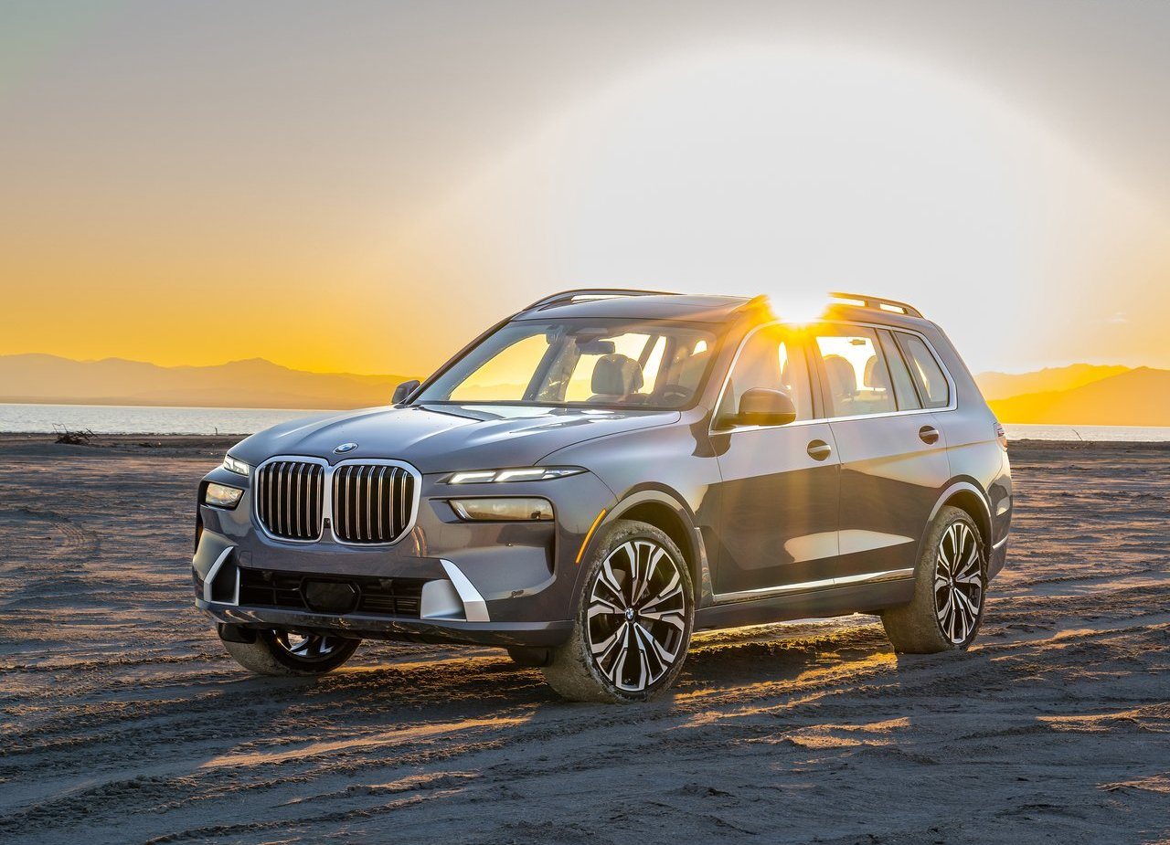 2023 - BMW X7, foto 3