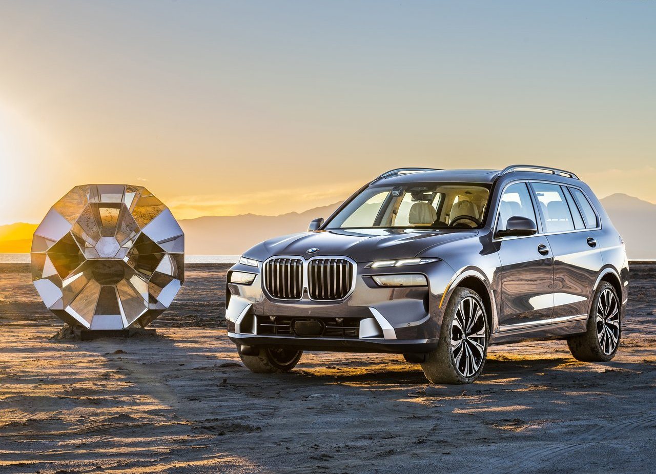 2023 - BMW X7, foto 6