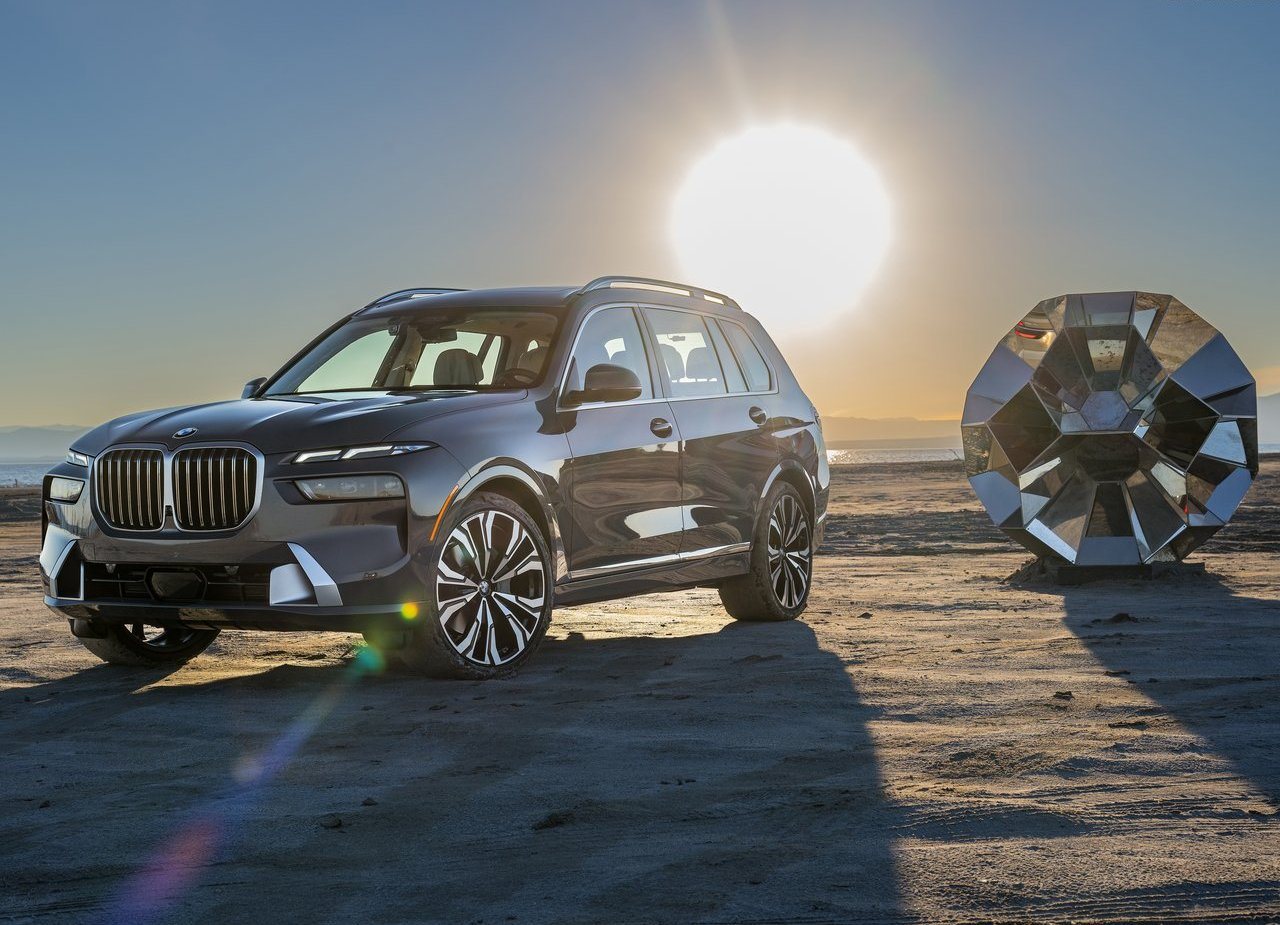2023 - BMW X7, foto 8