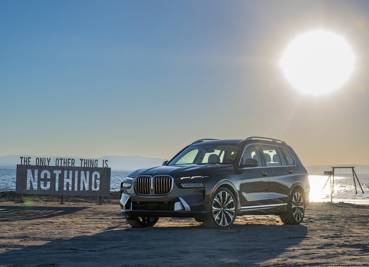 2023 - BMW X7, foto 10