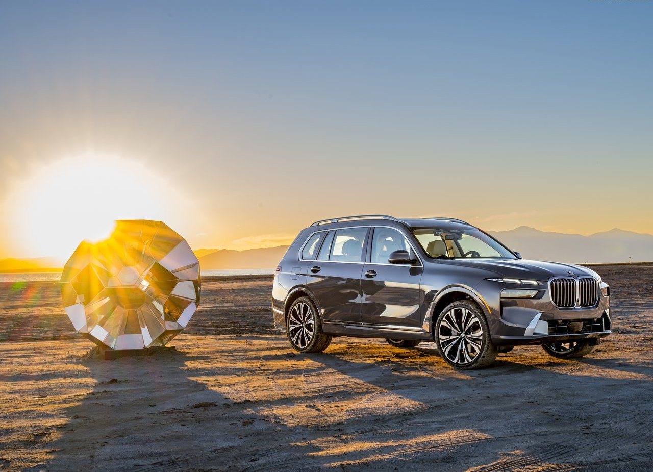 2023 - BMW X7, foto 15