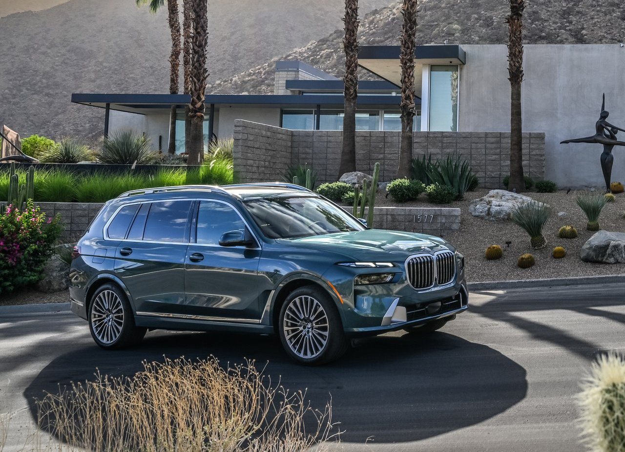 2023 - BMW X7, foto 20
