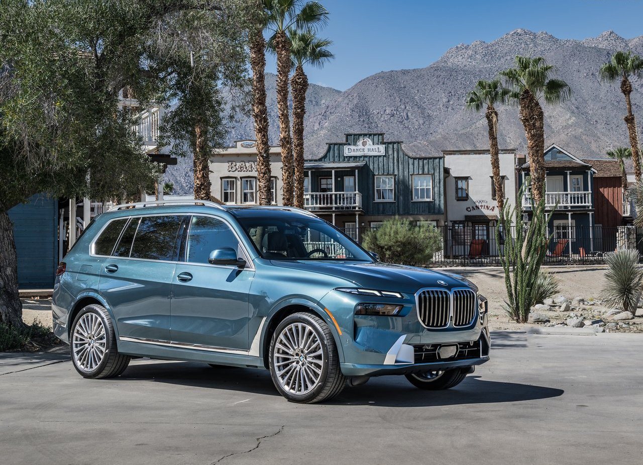 2023 - BMW X7, foto 21