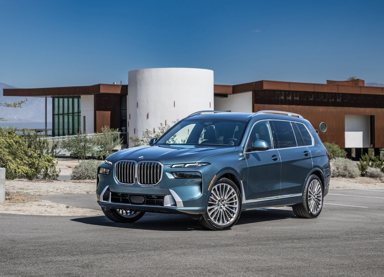 2023 - BMW X7, foto 25