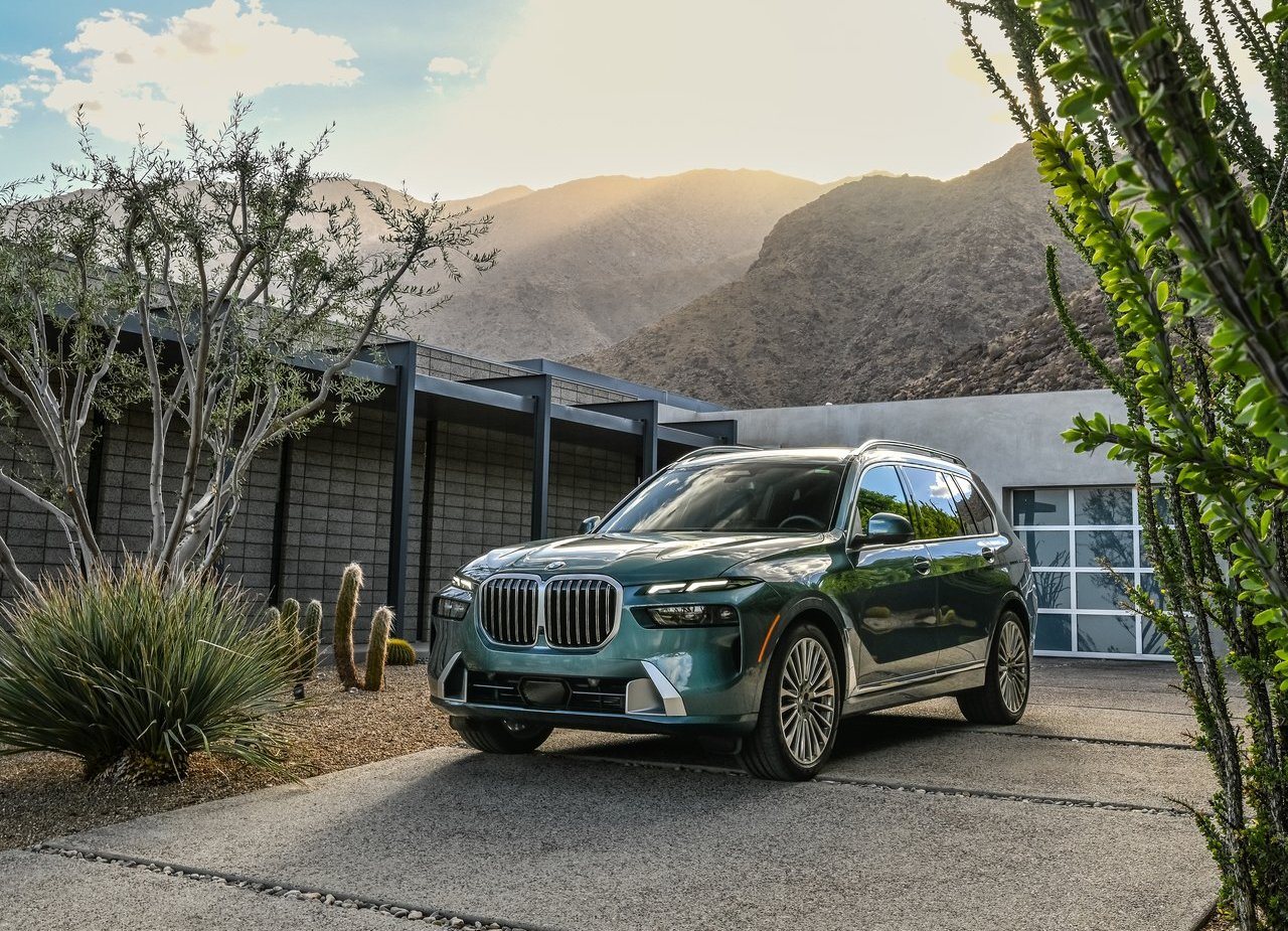 2023 - BMW X7, foto 26